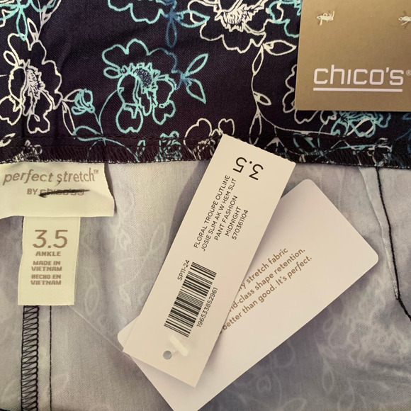 Chico's Pants NWT Size 3.5 (18) Perfect Stretch Josie Midnight Floral Hem Slit - Picture 6 of 10